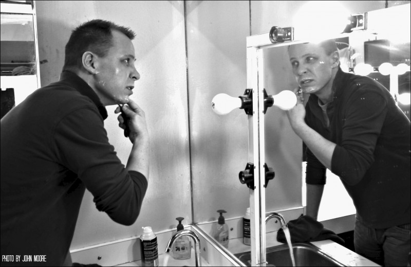 Cast member Mark Middlebrooks has a pre-show shave. Photo by John Moore. 